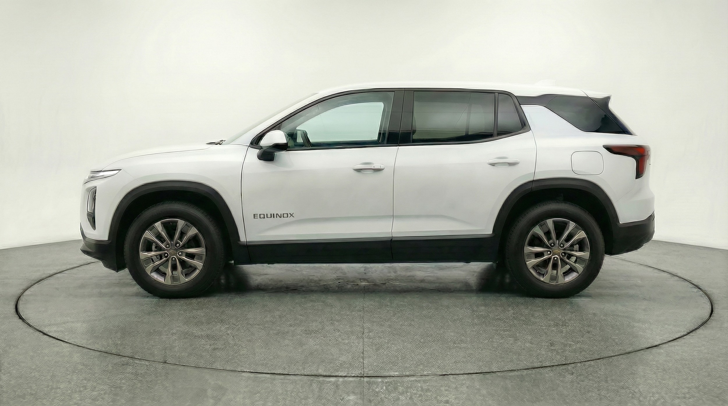 Thumbnail: 2025 Chevrolet Equinox - 4