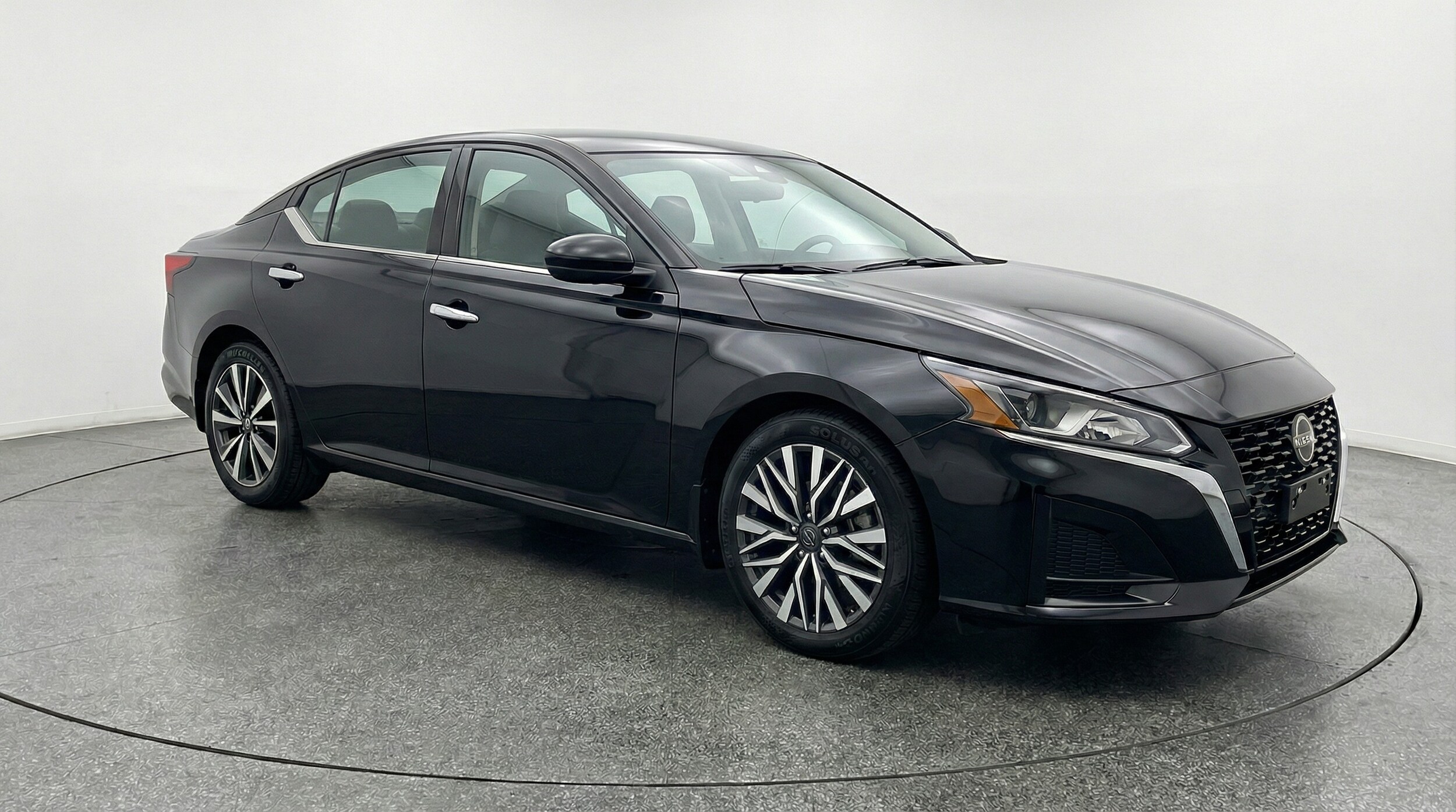 Thumbnail: 2025 Nissan Altima - 1