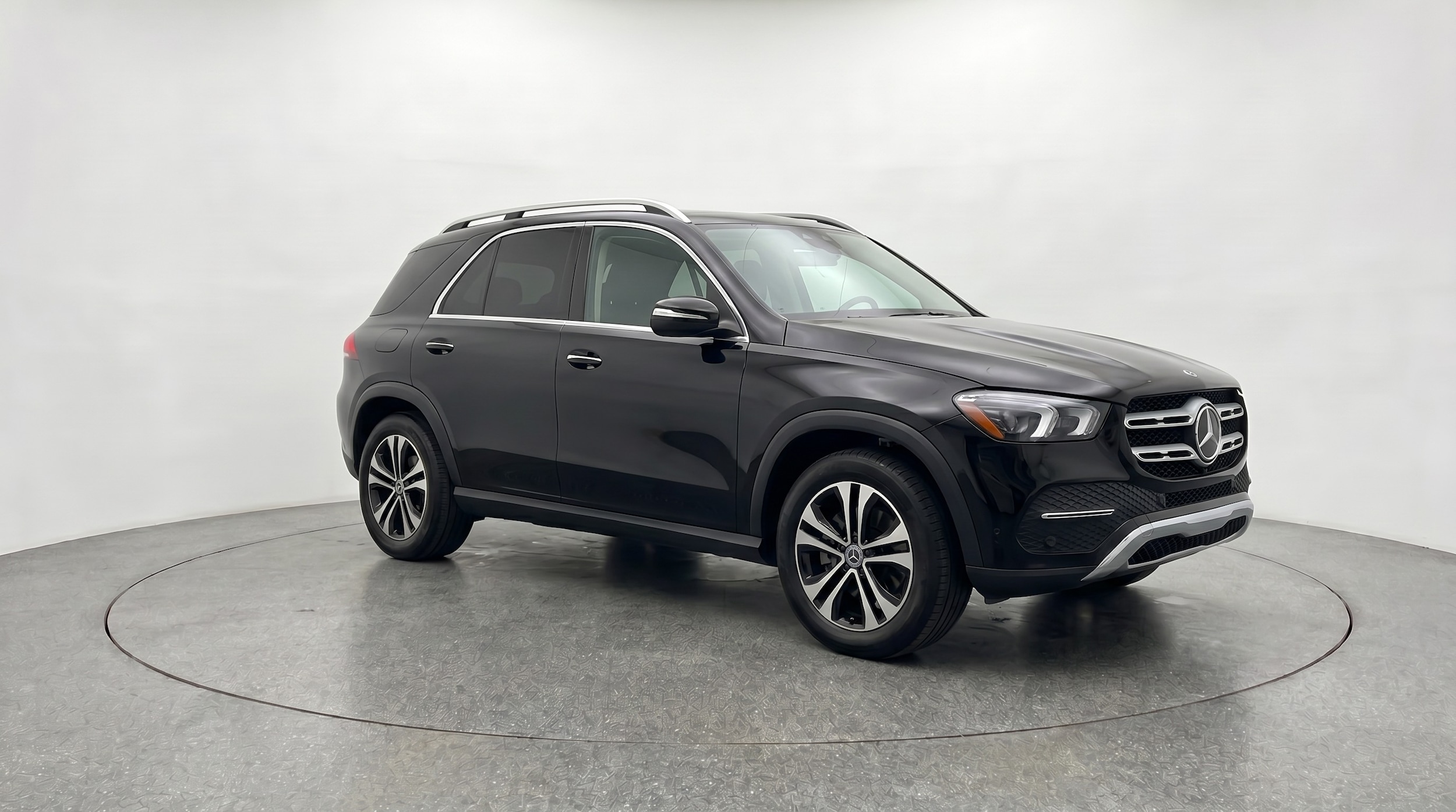 Thumbnail: 2026 Mercedes-Benz GLE - 1