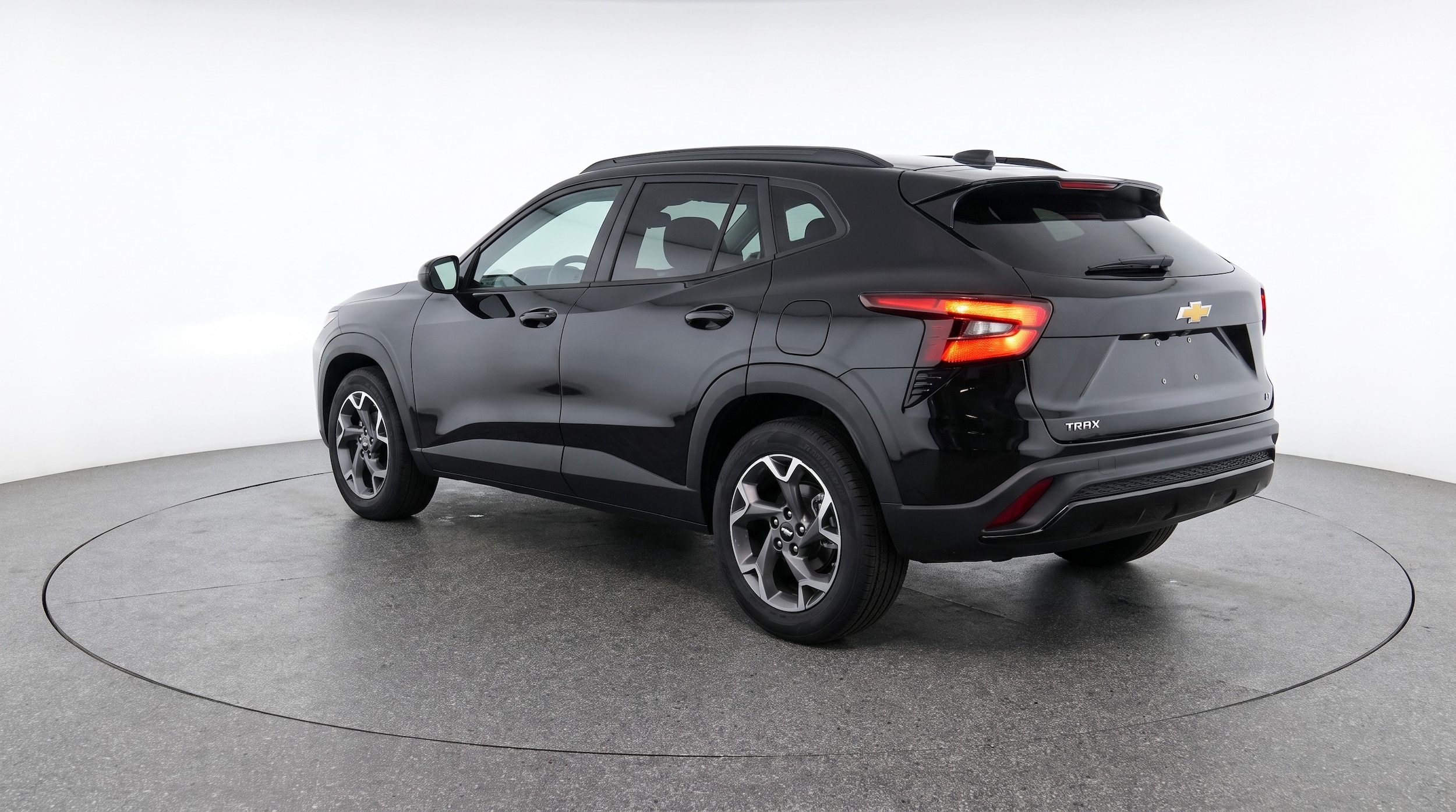 Thumbnail: 2025 Chevrolet Trax - 5