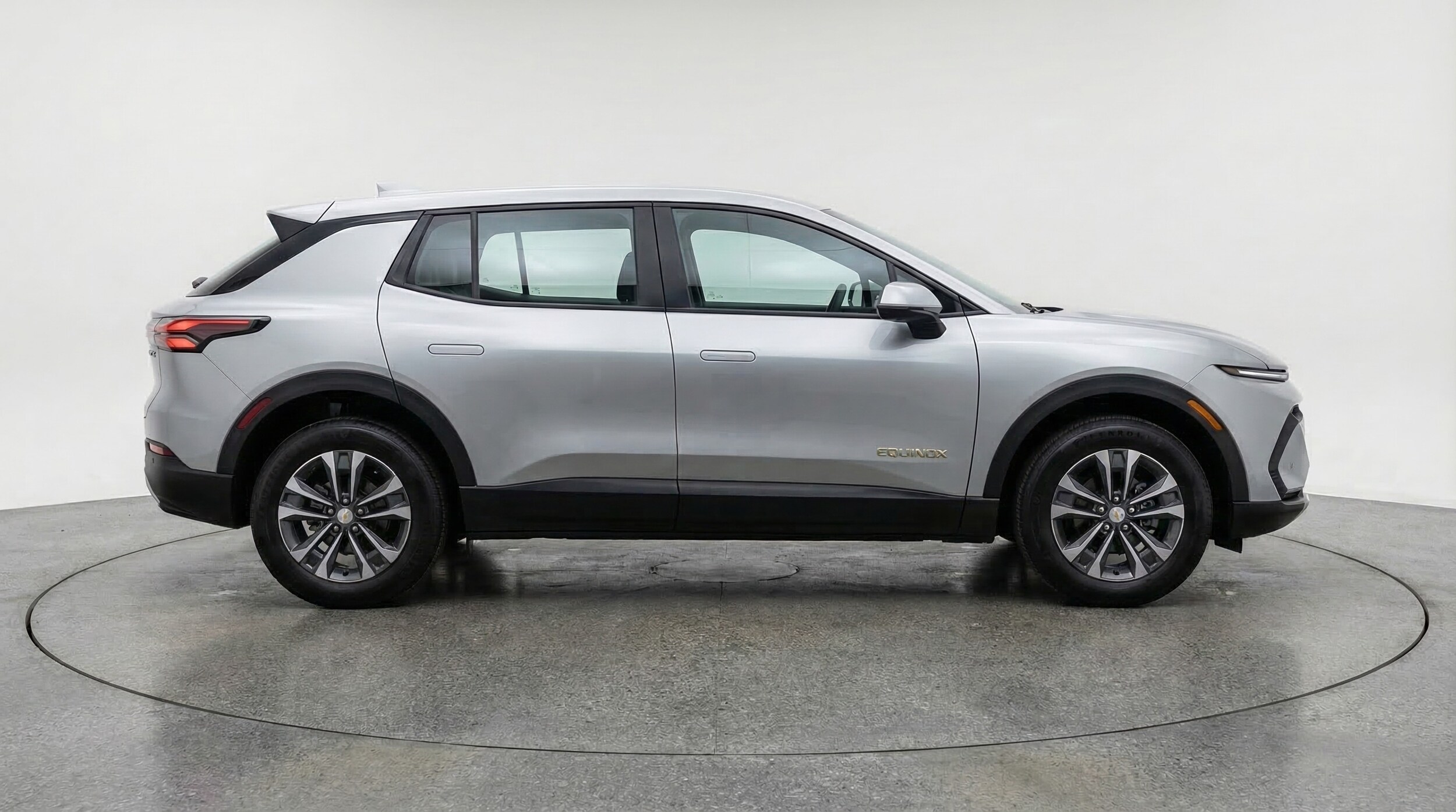 Thumbnail: 2025 Chevrolet Equinox - 8