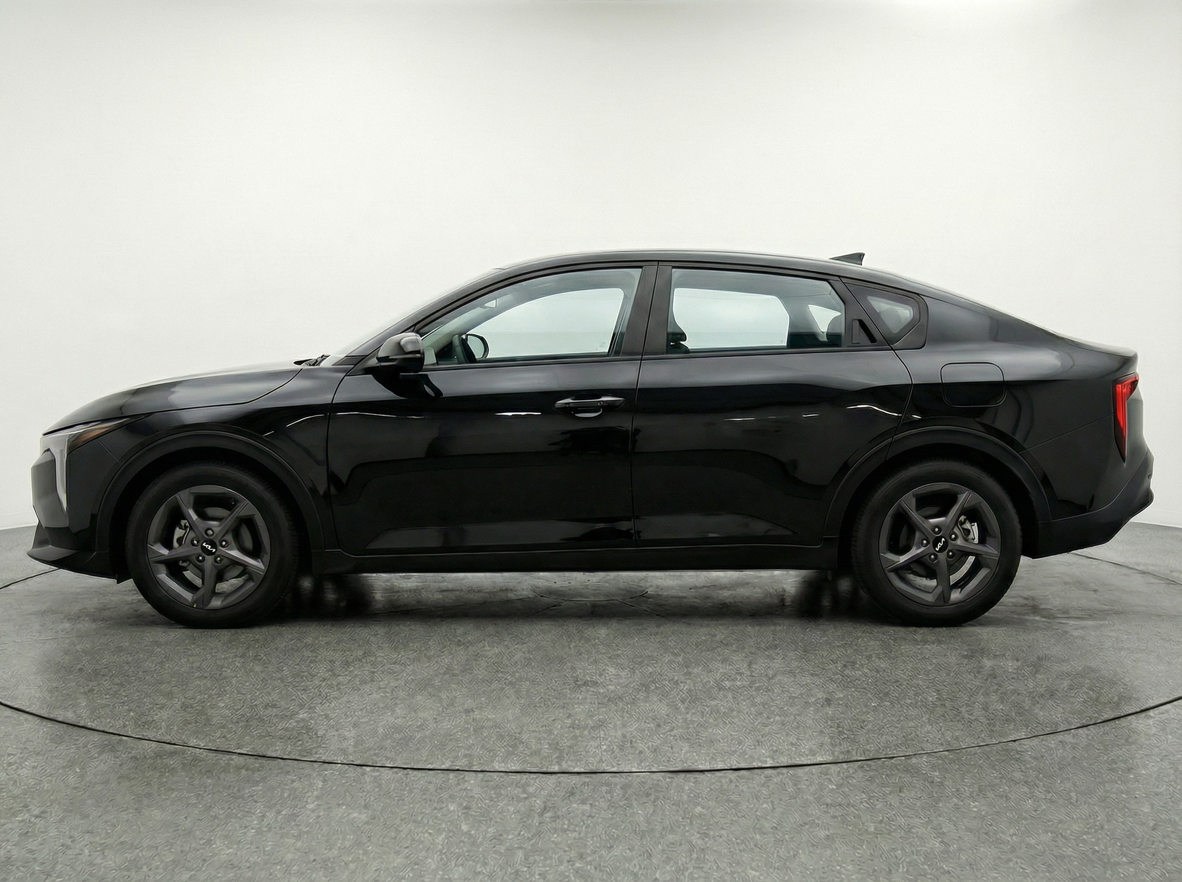 Thumbnail: 2025 Kia K4 - 4