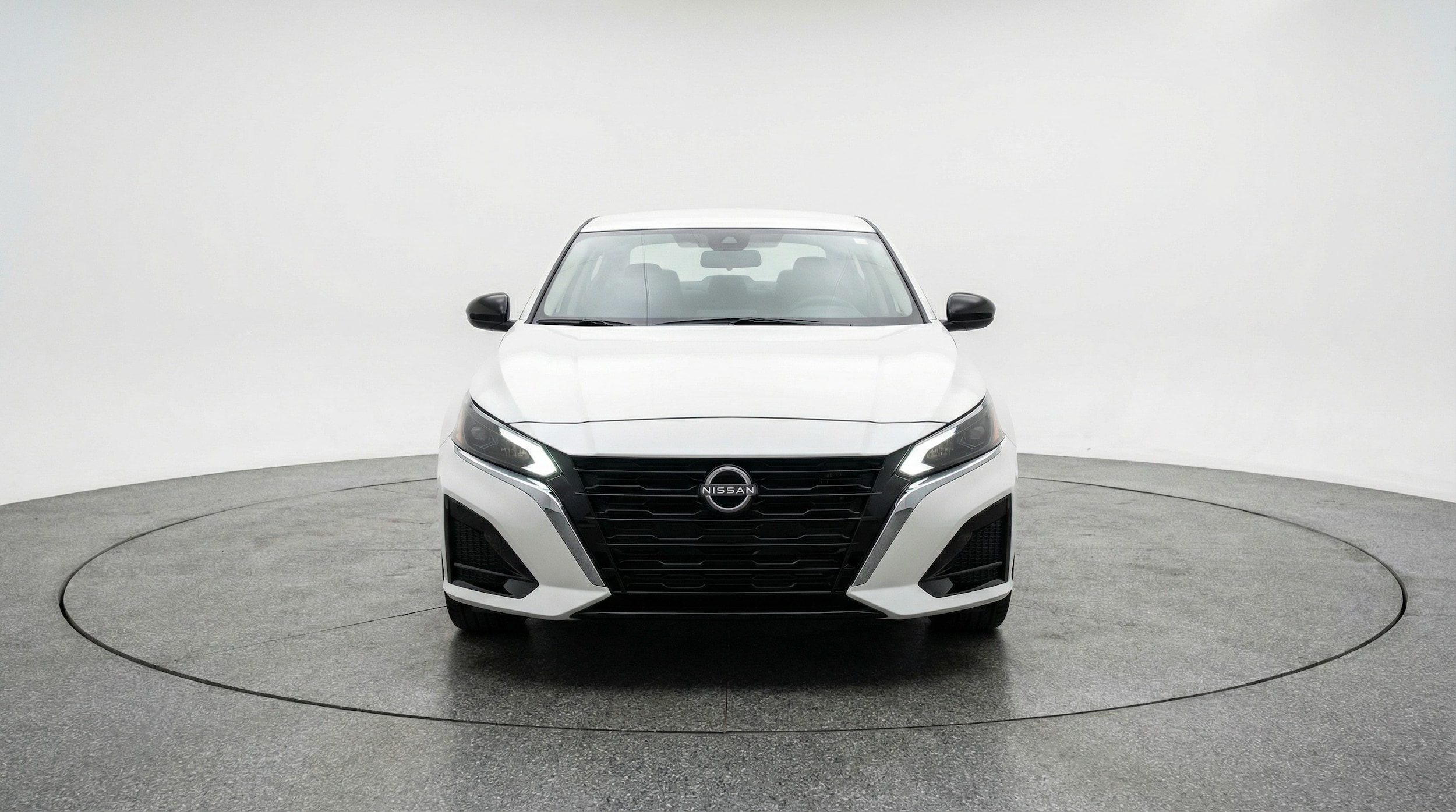 Thumbnail: 2025 Nissan Altima - 2