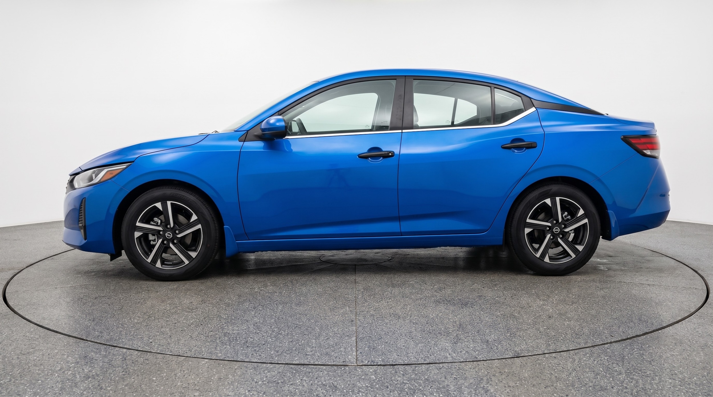 Thumbnail: 2025 Nissan Sentra - 4