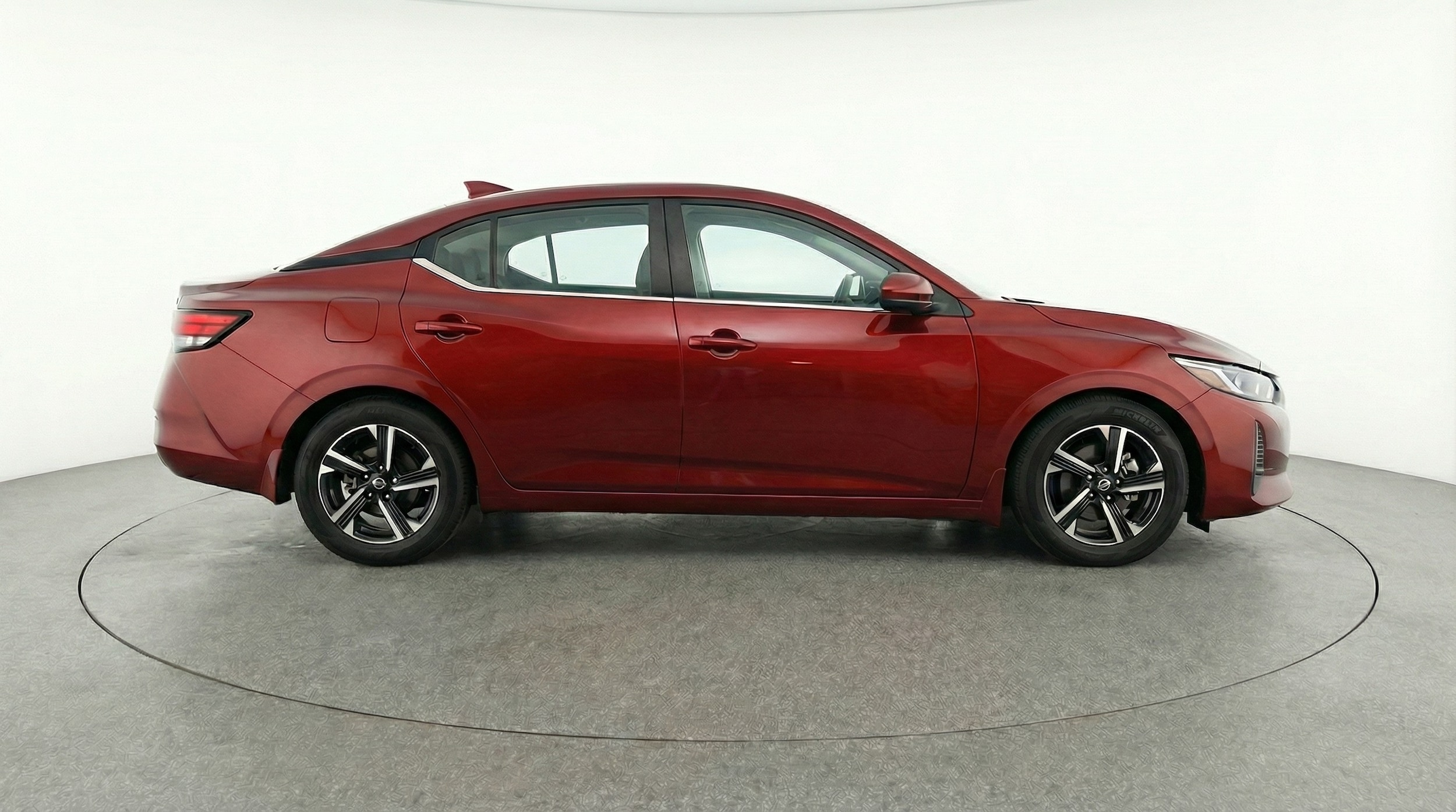 Thumbnail: 2025 Nissan Sentra - 8