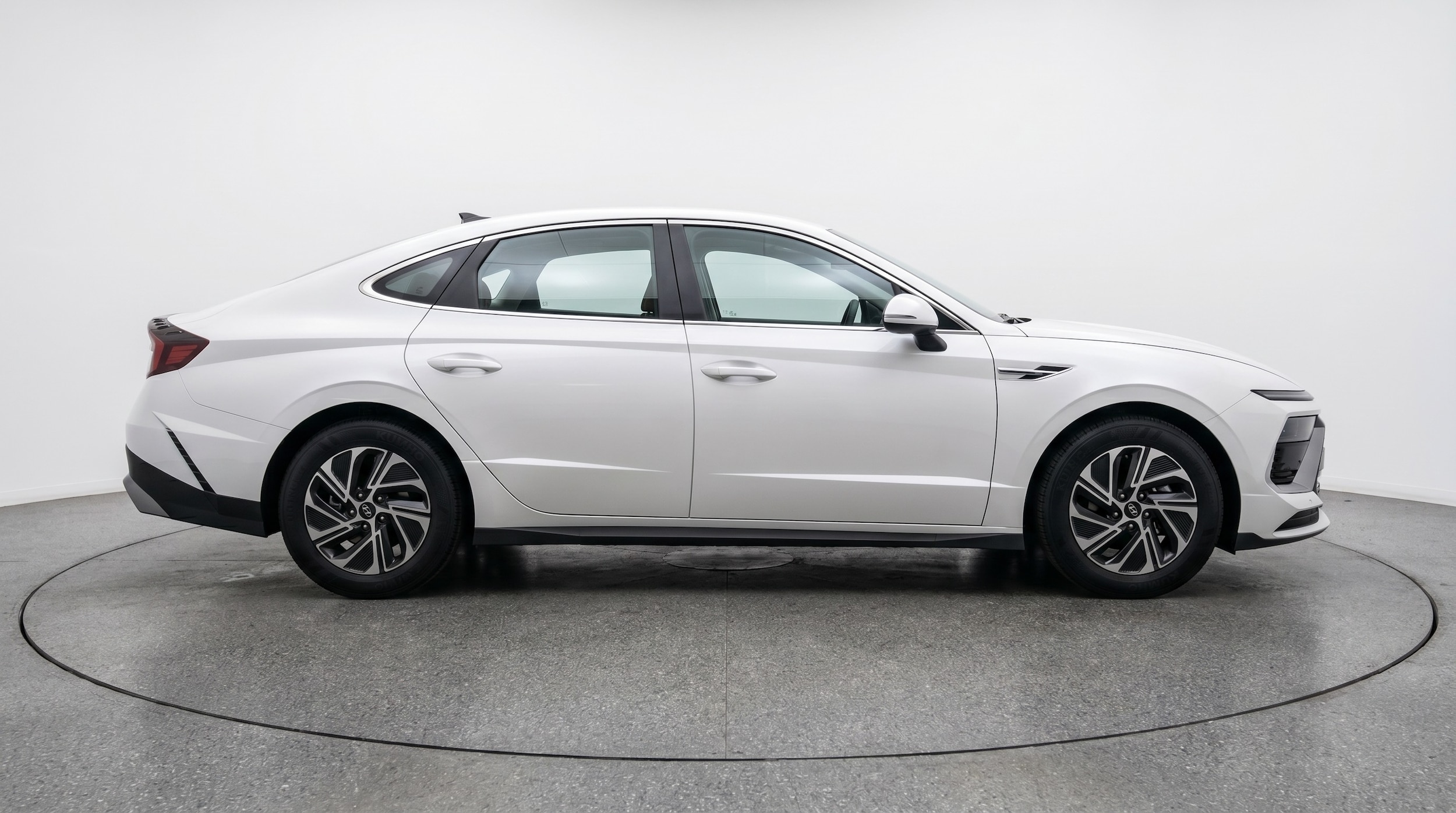 Thumbnail: 2026 Hyundai Sonata - 8