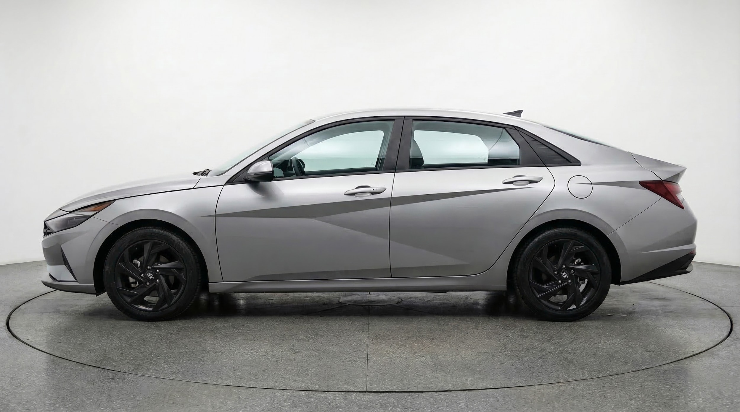 Thumbnail: 2026 Hyundai Elantra - 4