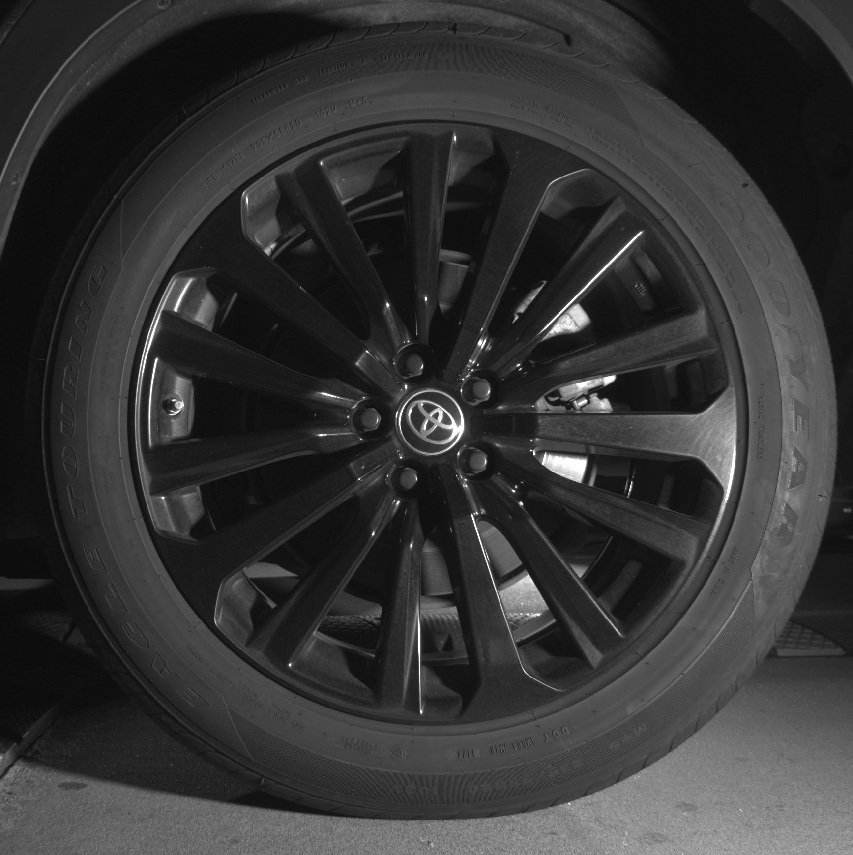 Thumbnail: 2024 Toyota Highlander - 11