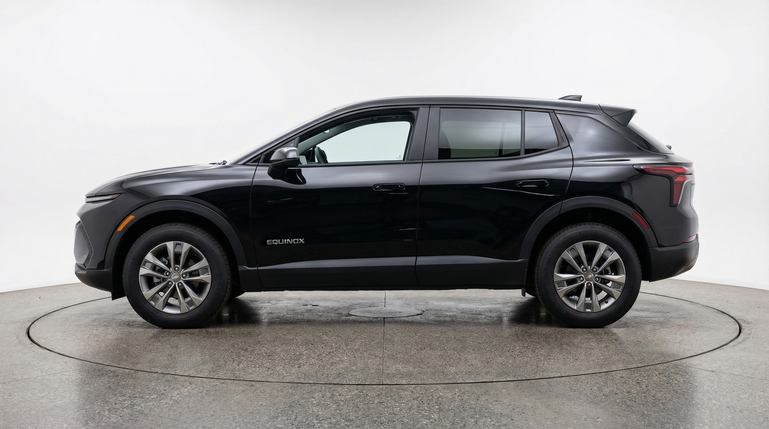 Thumbnail: 2025 Chevrolet Equinox - 4