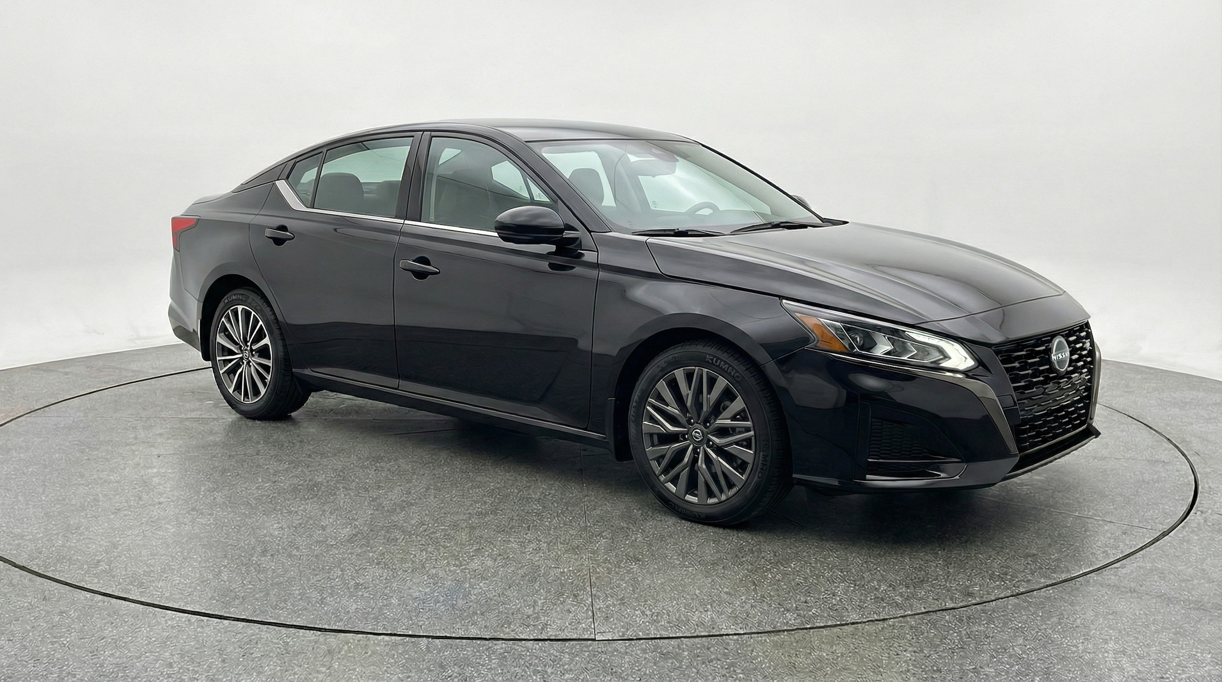 Thumbnail: 2025 Nissan Altima - 1