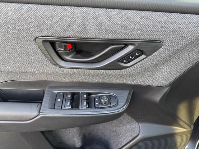2026 Subaru Outback Limited - Photo 10