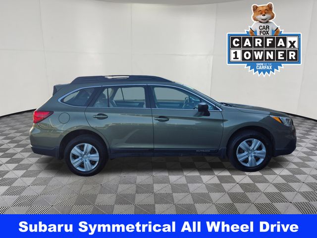 2016 Subaru Outback 2.5i photo 2