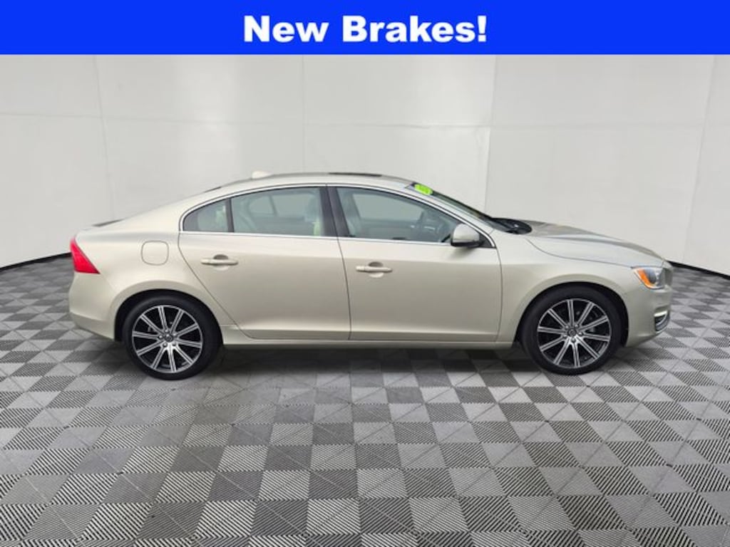 Used 2017 Volvo S60 Inscription T5 Platinum Sedan