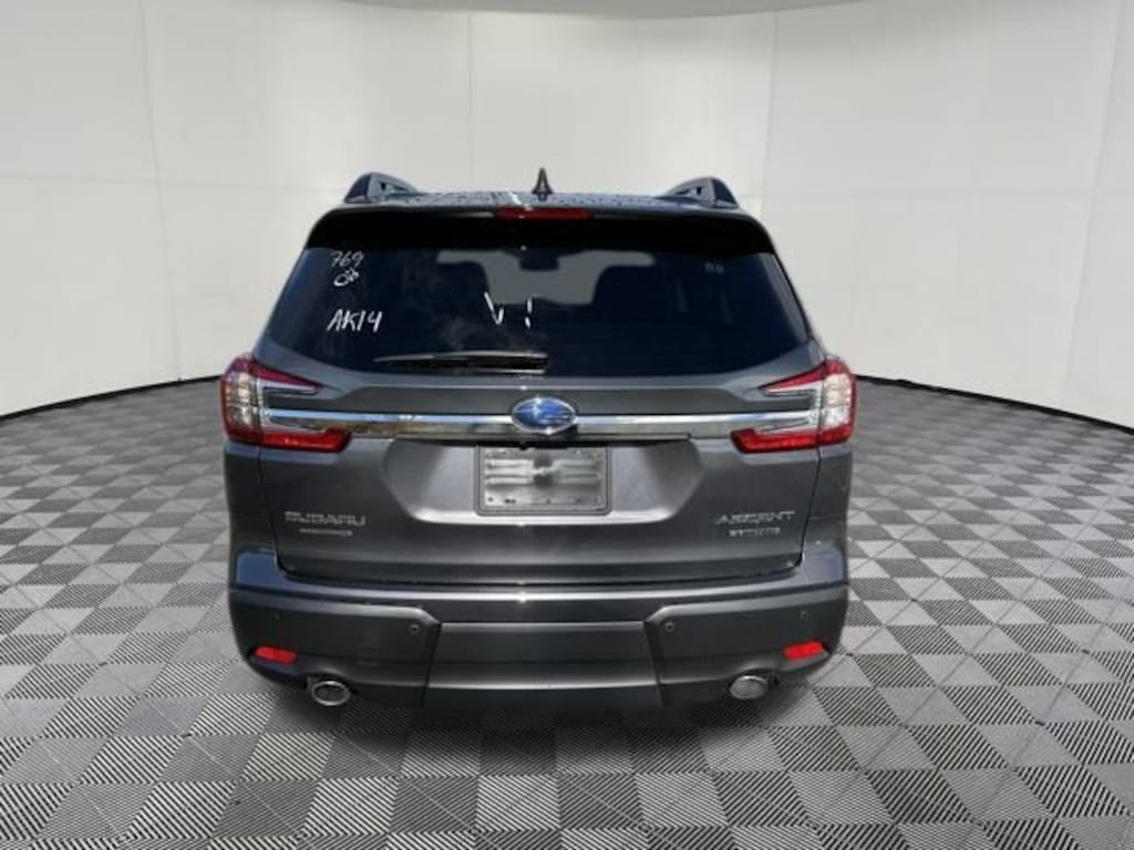 New 2025 Subaru Ascent Limited 7-Passenger SUV