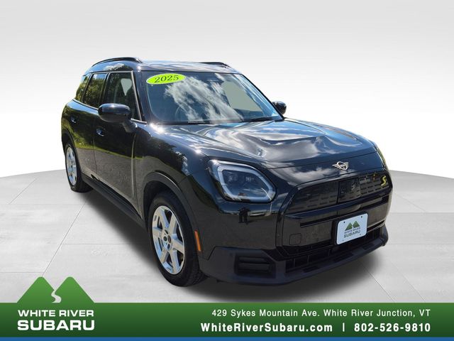 2025 MINI Countryman SE ALL4's photo