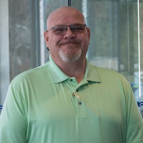 Staff member Bruce M from ID_39cd512a1edc