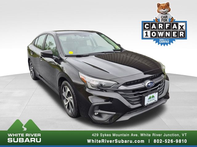 2025 Subaru Legacy Premium's photo