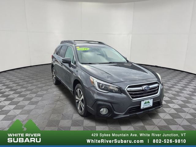 2019 Subaru Outback Limited's photo