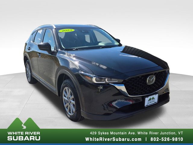 2023 Mazda CX-5 S Preferred package Auto AWD's photo