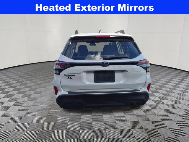 2025 Subaru Forester Premium photo 3
