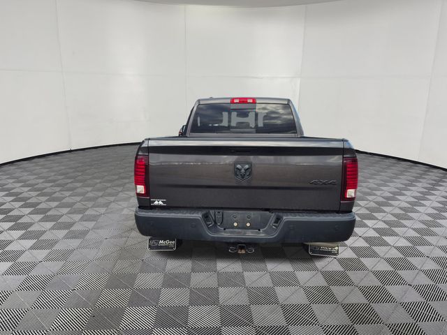 2022 Ram 1500 Classic Warlock photo 4