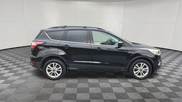 Used 2017 Ford Escape SE with VIN 1FMCU0G98HUB55899 for sale in White River Junction, VT