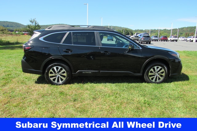 Used 2021 Subaru Outback Premium with VIN 4S4BTADC8M3102351 for sale in White River Junction, VT