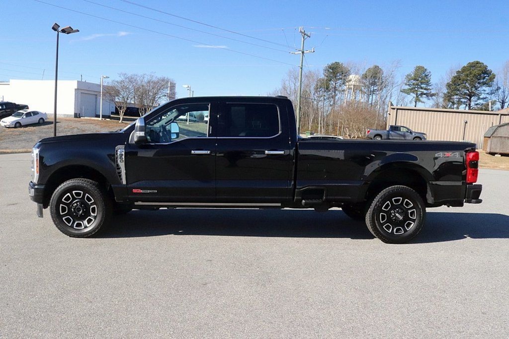 Used 2024 Ford F-350SD Platinum Truck