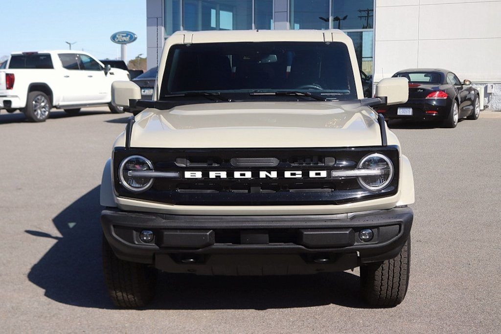 Used 2025 Ford Bronco Outer Banks SUV