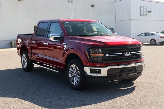 2025 Ford F-150 XLT photo 3