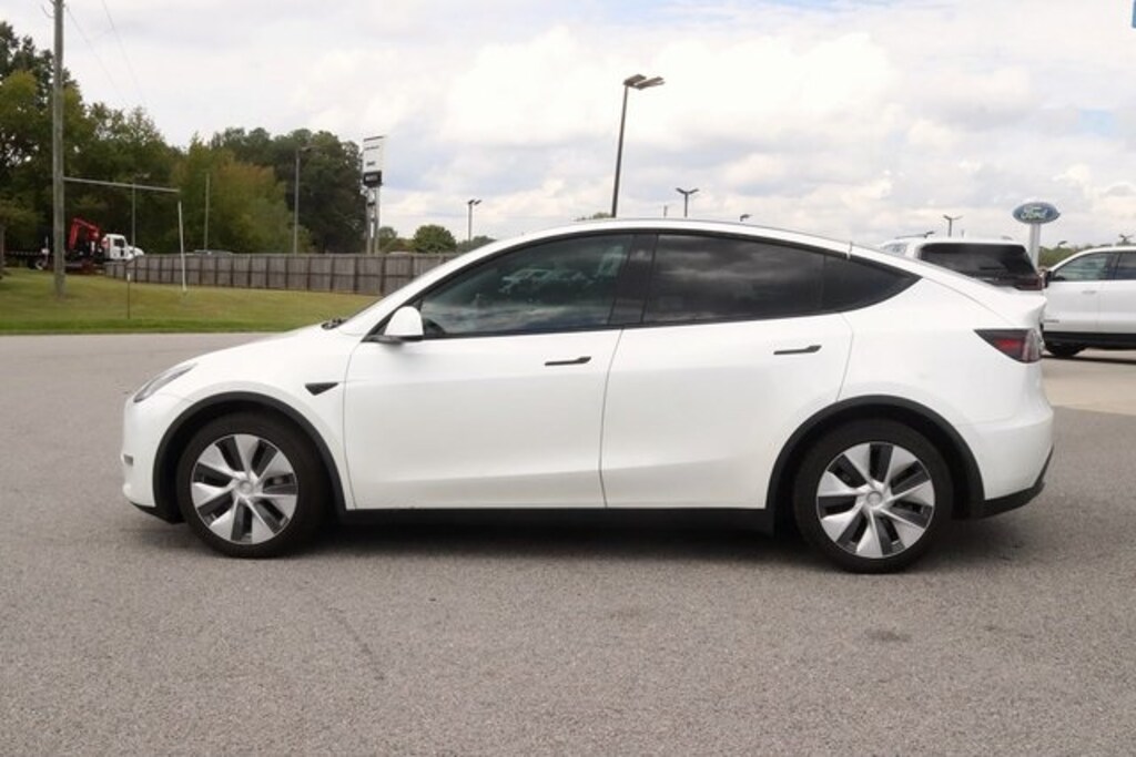 Used 2021 Tesla Model Y Long Range SUV