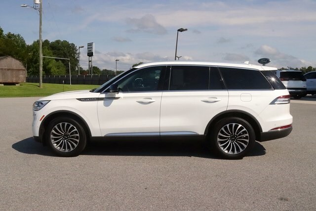 2022 Lincoln Aviator Reserve photo 3