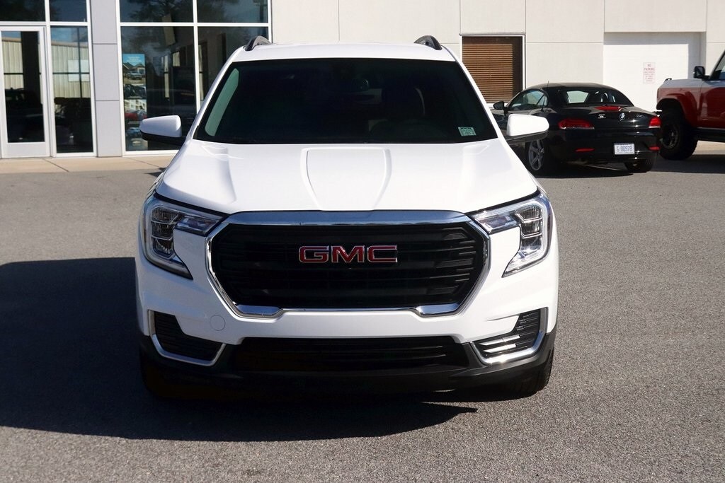 Used 2023 GMC Terrain SLE SUV