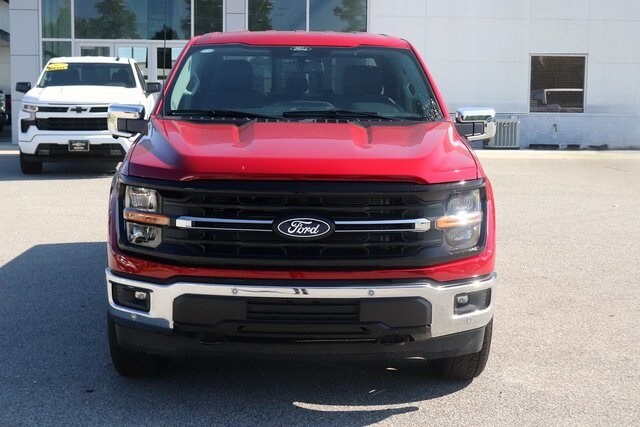 2025 Ford F-150 XLT photo 2