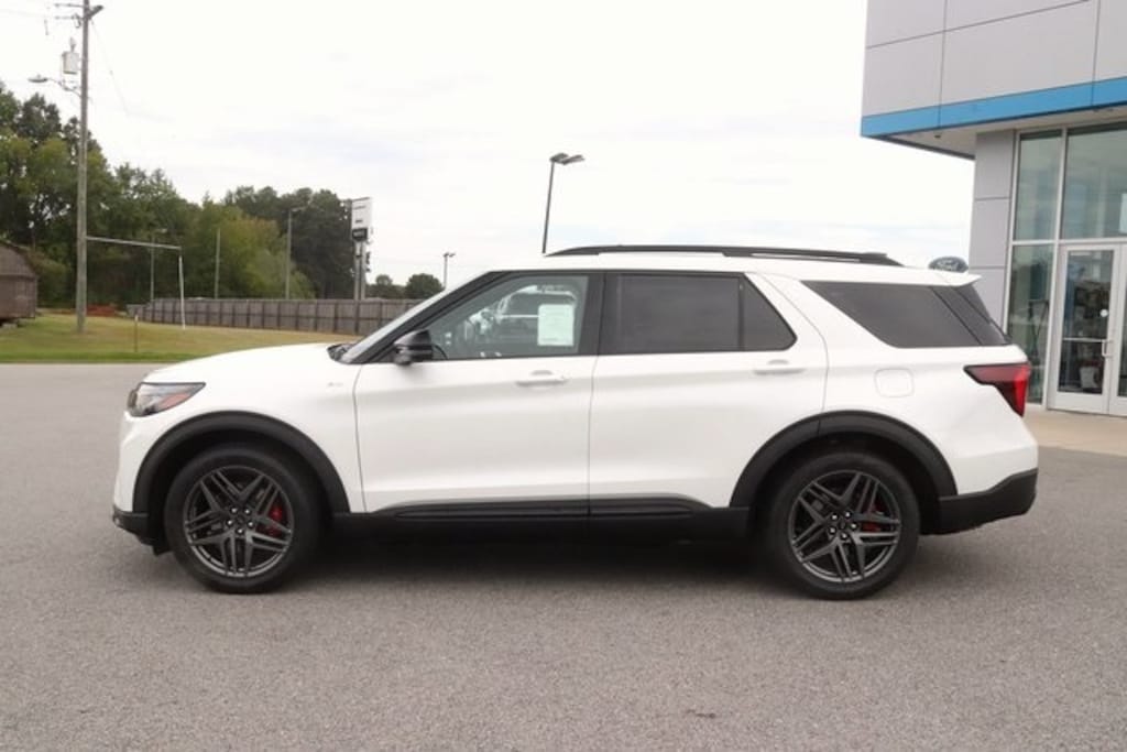 New 2025 Ford Explorer ST-Line SUV