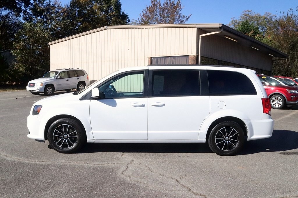 Used 2018 Dodge Grand Caravan GT Minivan/Van