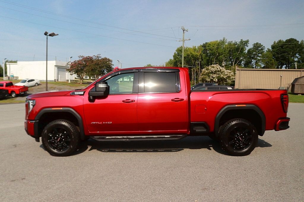 Used 2024 GMC Sierra 2500HD AT4 Truck