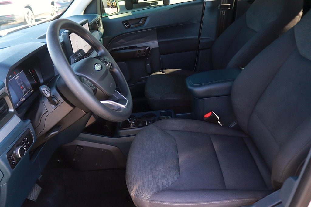 2026 Ford Maverick XL - Photo 13