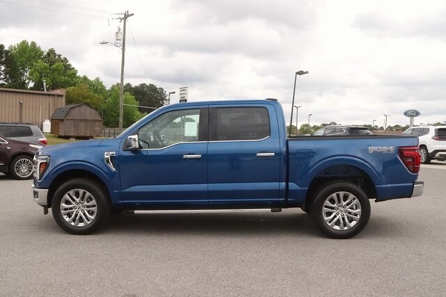 2025 Ford F-150 Lariat photo 4