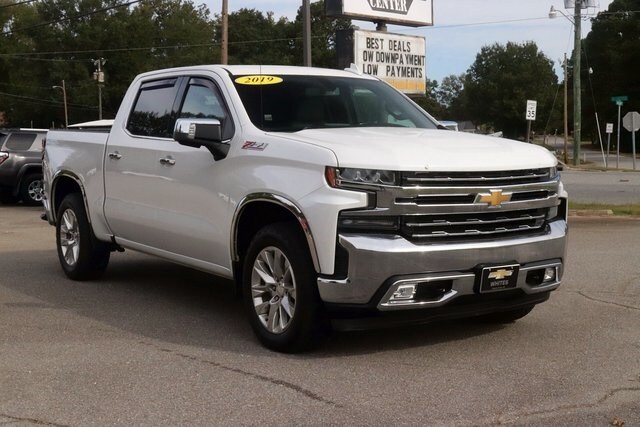 2019 Chevrolet Silverado 1500 LTZ photo 3