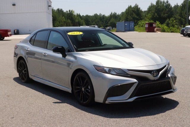 2023 Toyota Camry XSE photo 3