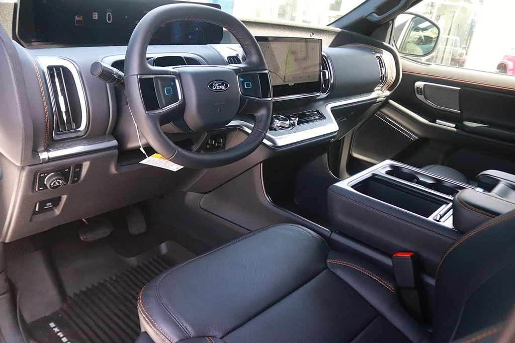 2026 Ford Expedition Tremor - Photo 12