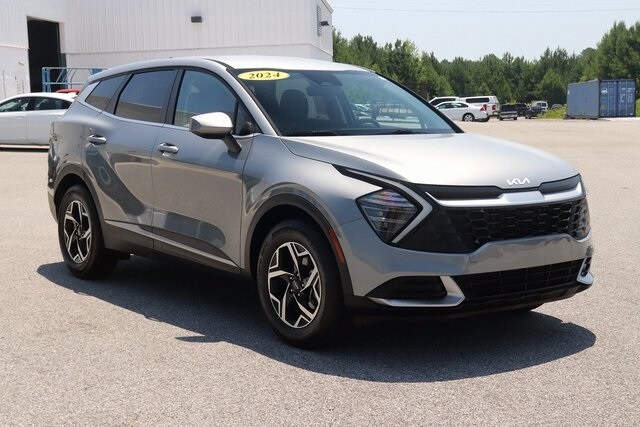 2024 Kia Sportage LX photo 2