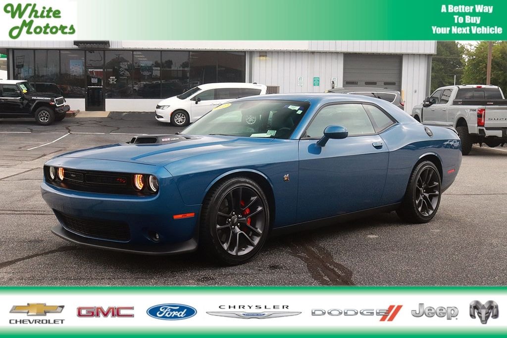 Used 2022 Dodge Challenger R/T Scat Pack Coupe