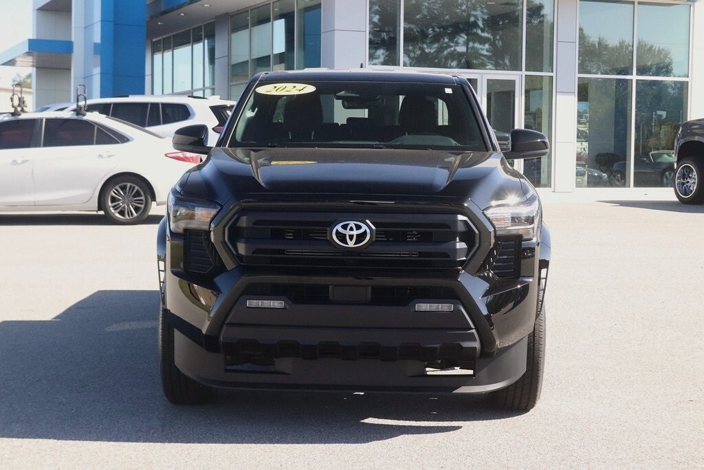 2024 Toyota Tacoma SR5 photo 2