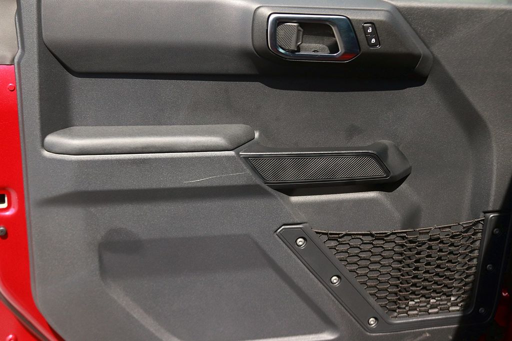 2025 Ford Bronco 4-Door Base - Photo 11