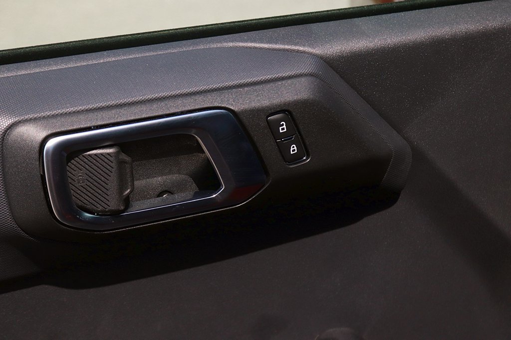 2025 Ford Bronco 4-Door Base - Photo 12