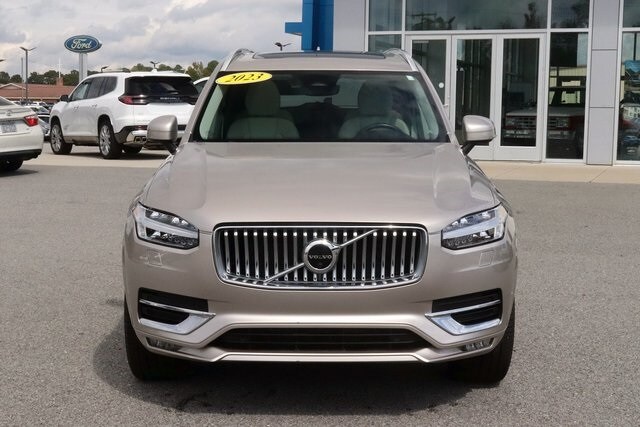 2023 Volvo XC90 Plus photo 2