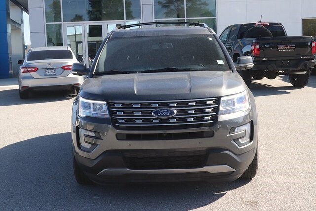 2017 Ford Explorer Limited photo 2