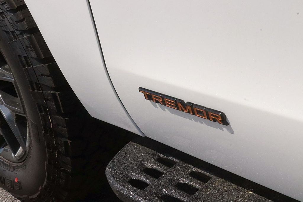 2026 Ford Expedition Tremor - Photo 9